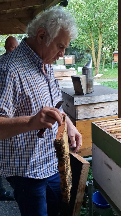 URI Bonn Bee Farm 1