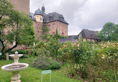 Princess Heide von Hohenzollern invites to peace festival at Namedy Castle